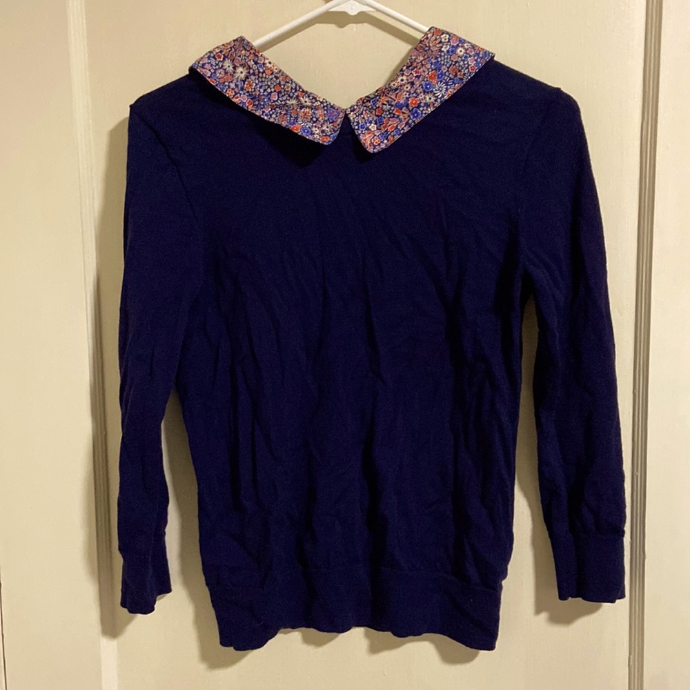 Preppy liberty-style floral attached collar makes this sweater cute for fall!